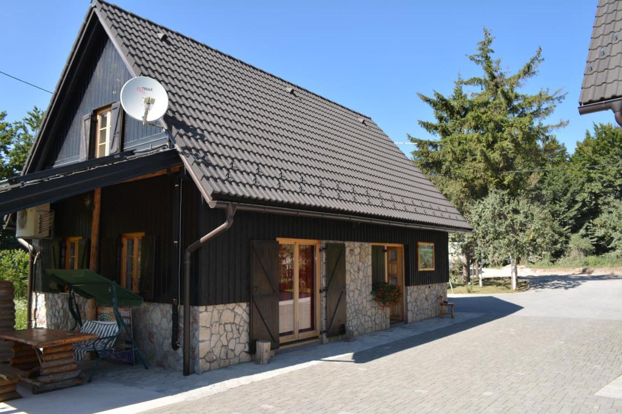 Hotel Pansion House Prijeboj Plitvička Jezera Esterno foto